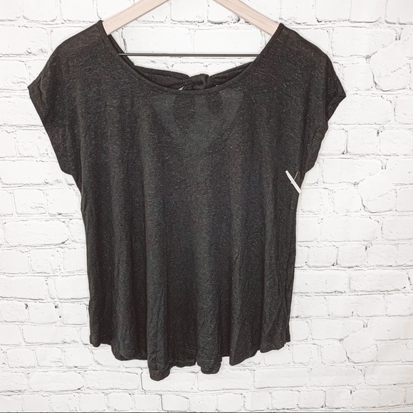 Bobeau Cut Out Bow Back Tee Black Size Small NWT - Picture 4 of 7